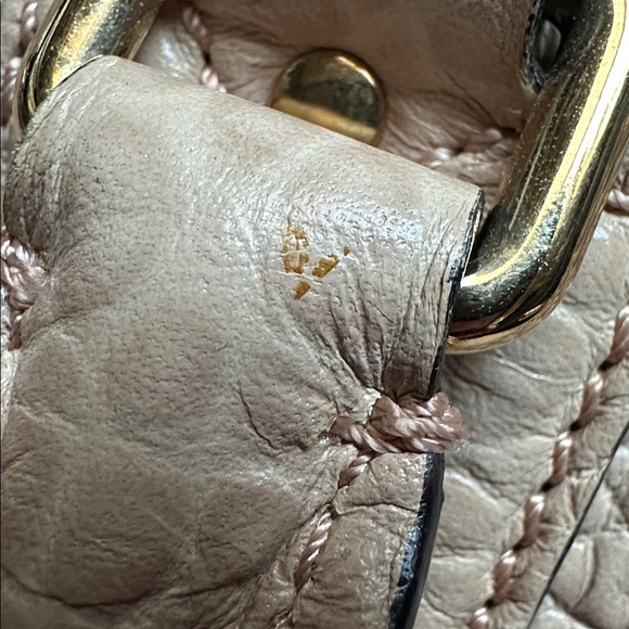 Burberry Orchard Cream Heritage Grain Leather bonus Burberry GWP Passport Holder - Picture 9 of 15